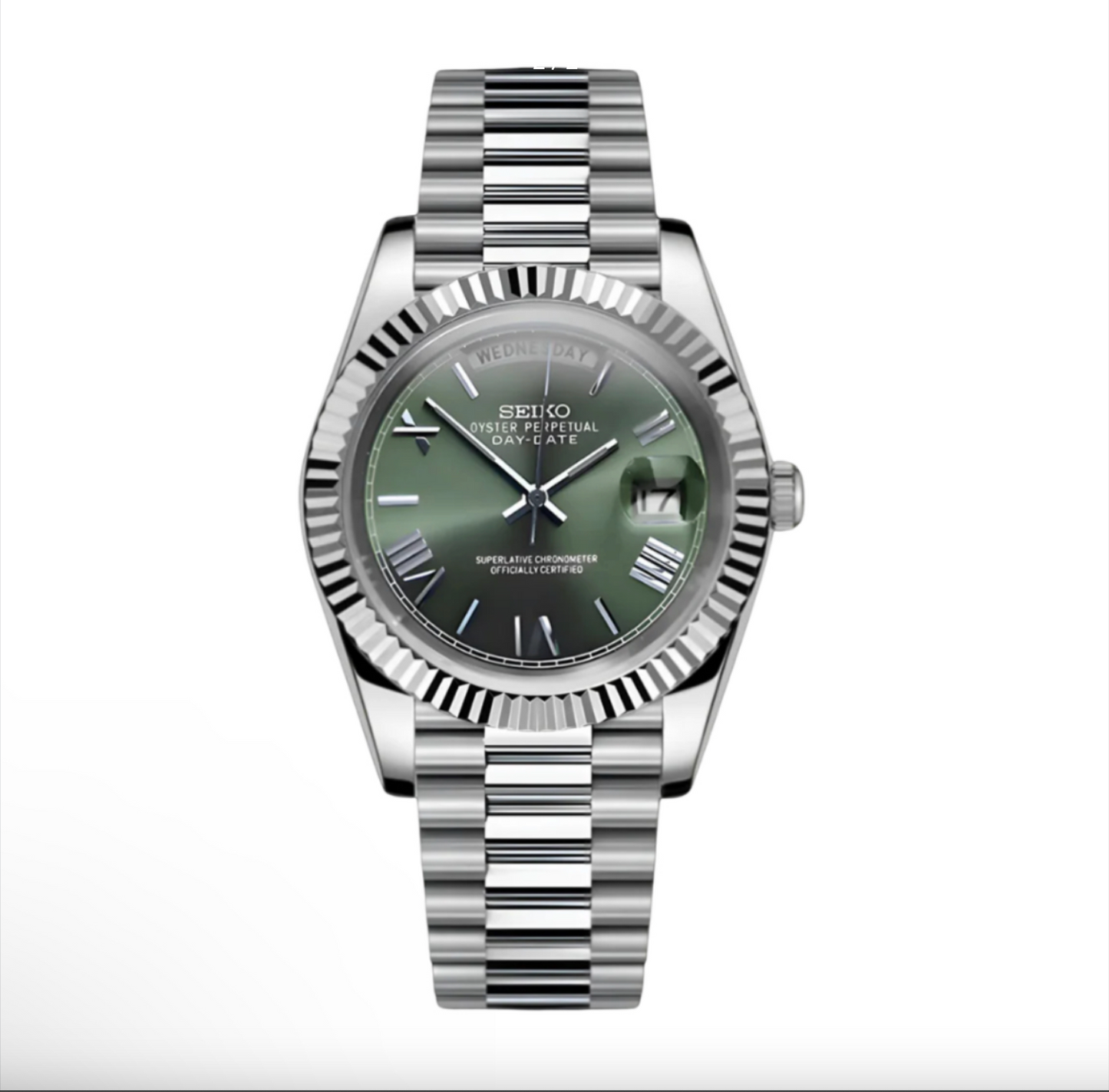 Seiko Mod Day-Deiko de acero inoxidable con dial verde y agujas plateadas.